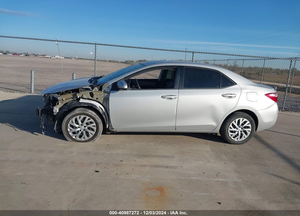 2018 TOYOTA COROLLA LE VIN: 5YFBURHEXJP784969