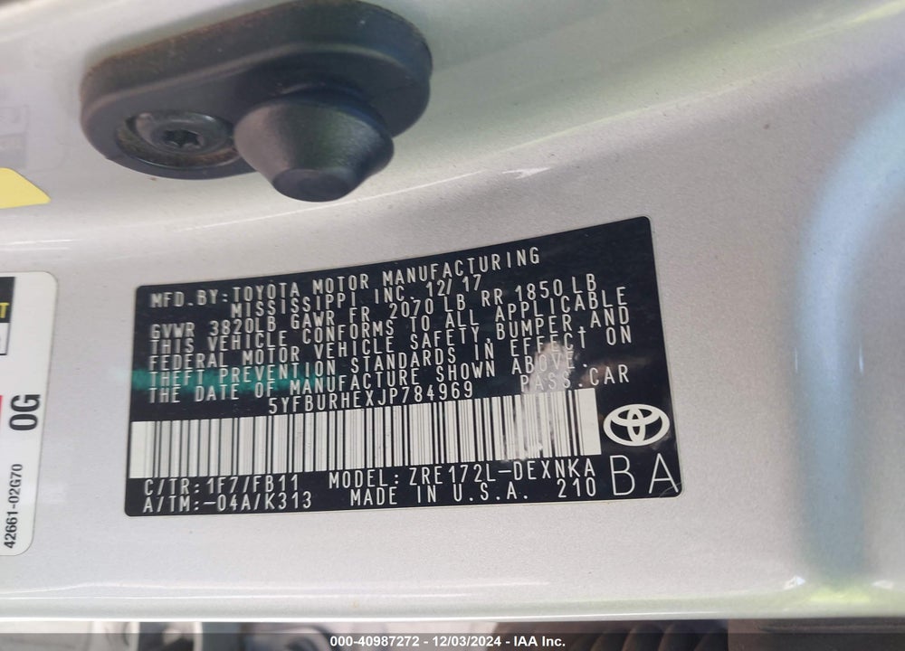 2018 TOYOTA COROLLA LE VIN: 5YFBURHEXJP784969