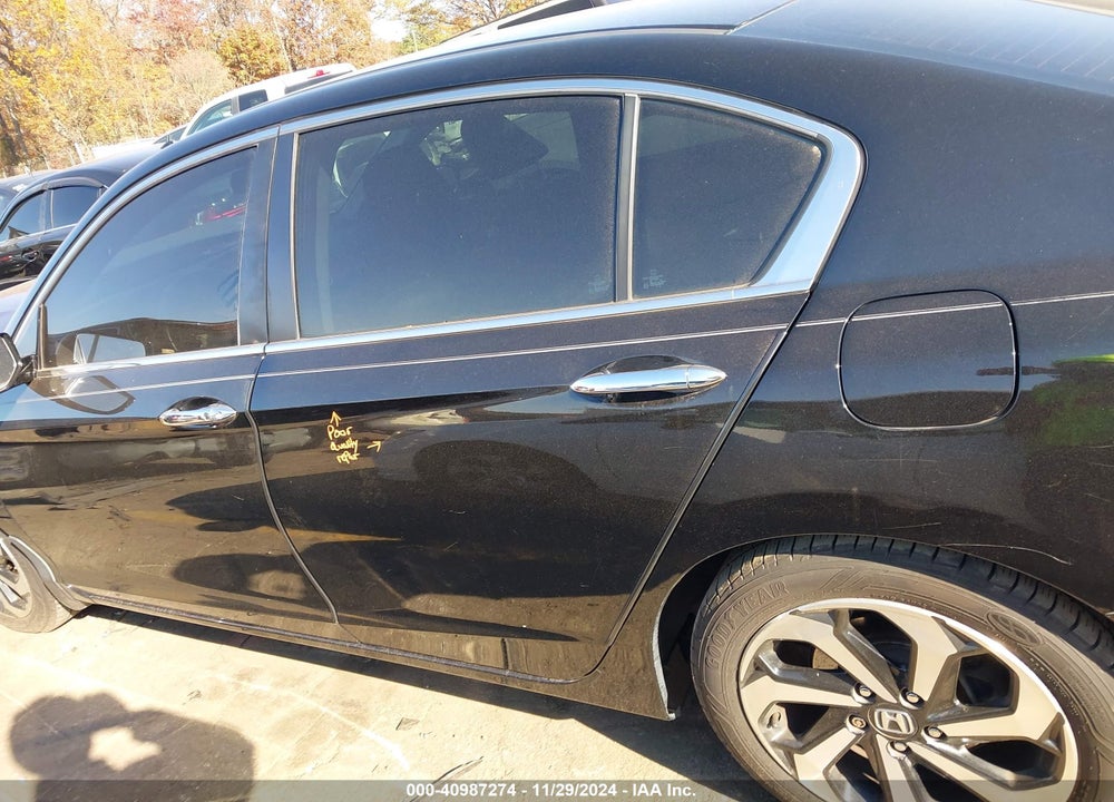 2016 HONDA ACCORD EX-L VIN: 1HGCR2F80GA105655