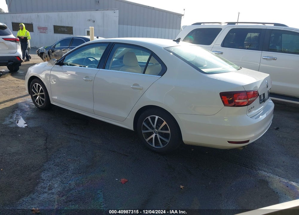 2017 VOLKSWAGEN JETTA 1.4T SE VIN: 3VWDB7AJ1HM282960