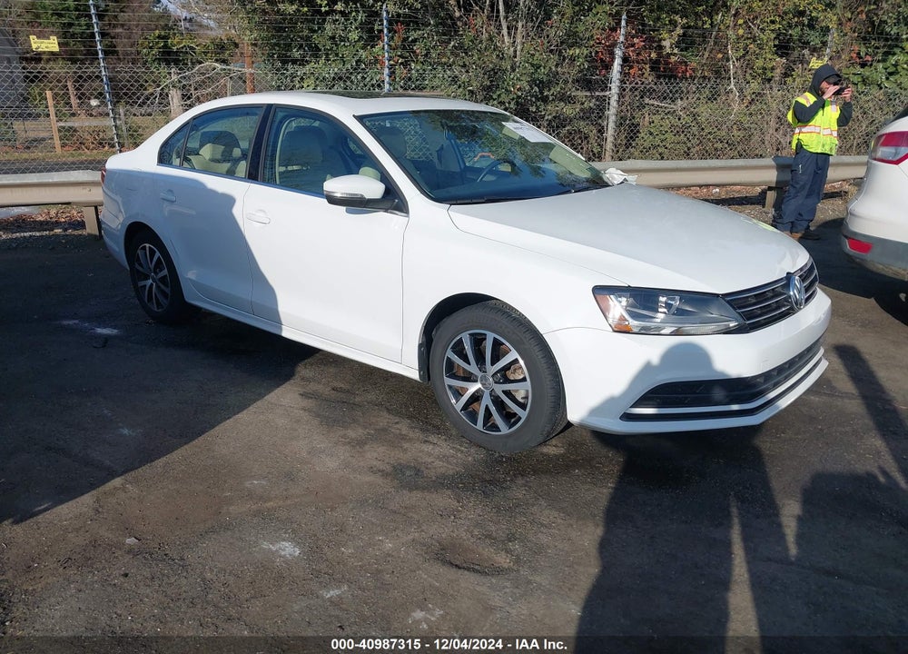 2017 VOLKSWAGEN JETTA 1.4T SE VIN: 3VWDB7AJ1HM282960