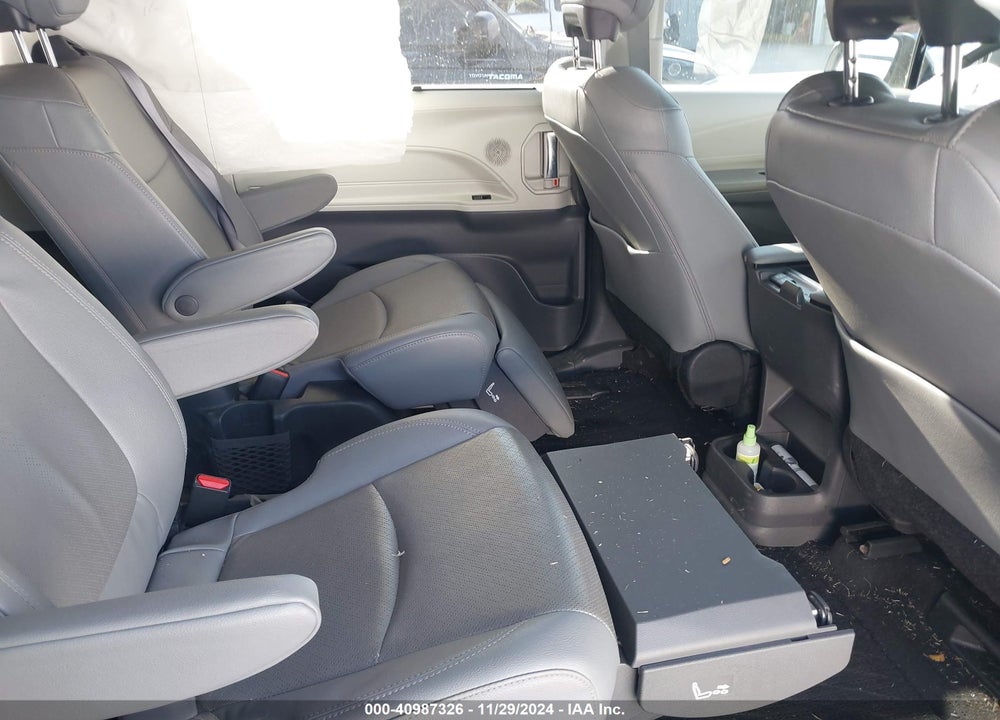 2022 TOYOTA SIENNA LIMITED VIN: 5TDZRKEC0NS092324