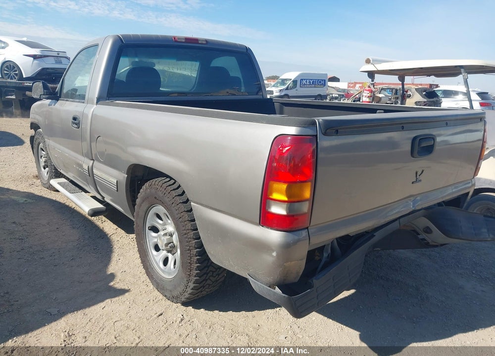 2001 CHEVROLET SILVERADO 1500 LS VIN: 1GCEC14V61Z207899