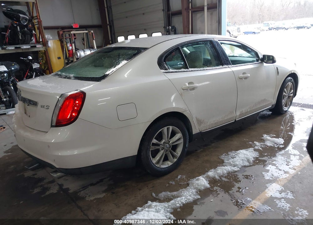 2010 LINCOLN MKS VIN: 1LNHL9DRXAG603372