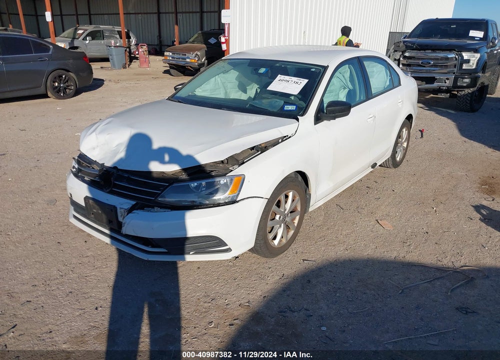 2015 VOLKSWAGEN JETTA 1.8T SE VIN: 3VWD17AJ9FM245381