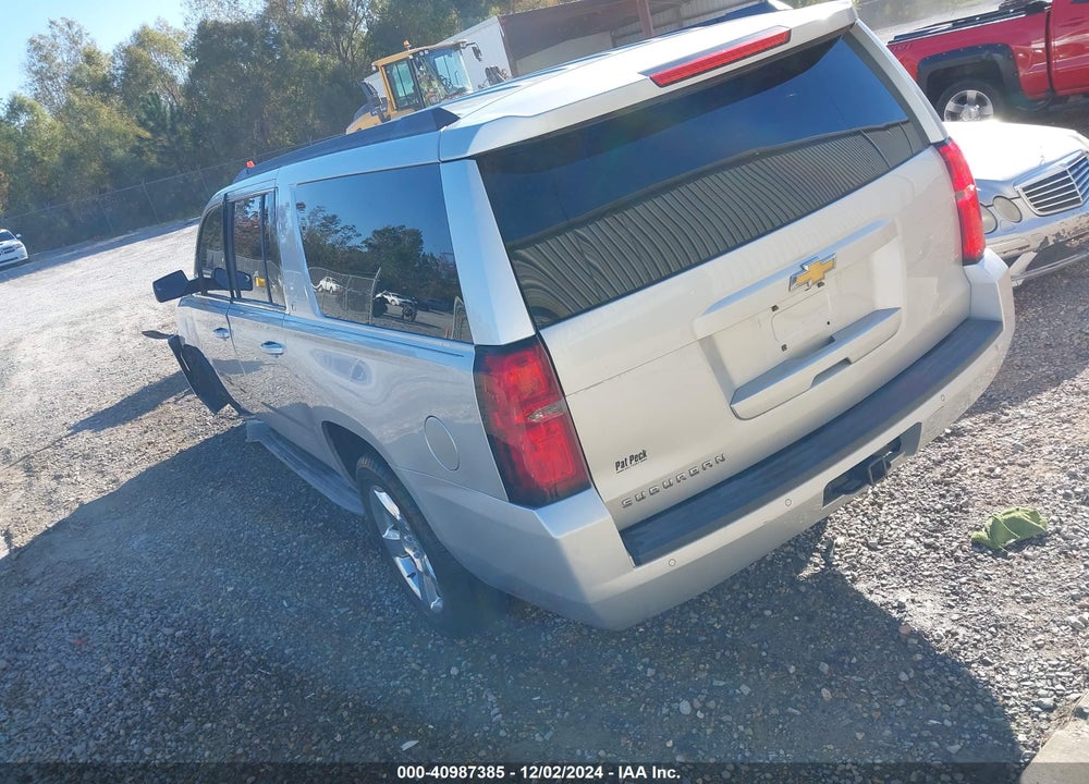 2015 CHEVROLET SUBURBAN 1500 LT VIN: 1GNSCJKC9FR268666