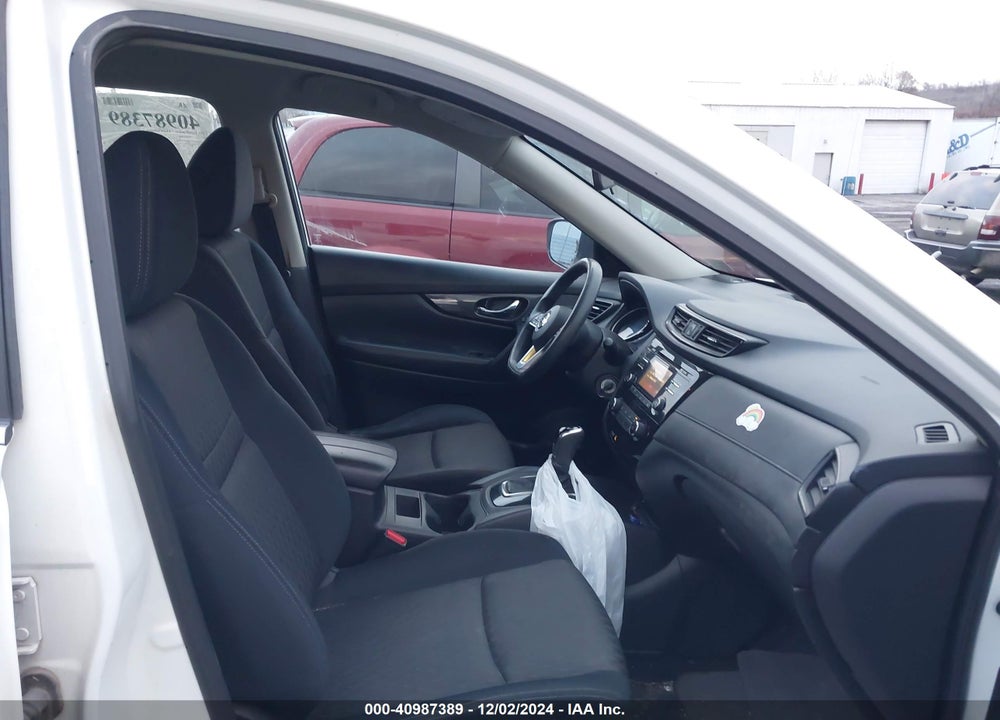 2017 NISSAN ROGUE S VIN: JN8AT2MVXHW014868