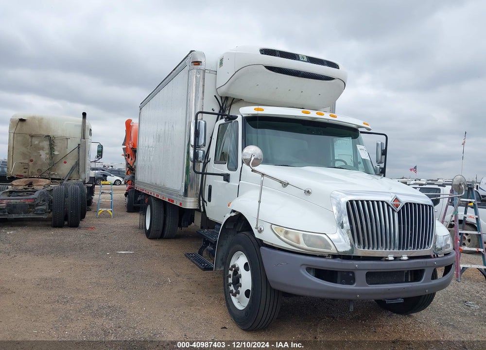 2018 INTERNATIONAL DURASTAR 4300 VIN: 3HAMMMMN4JL234600