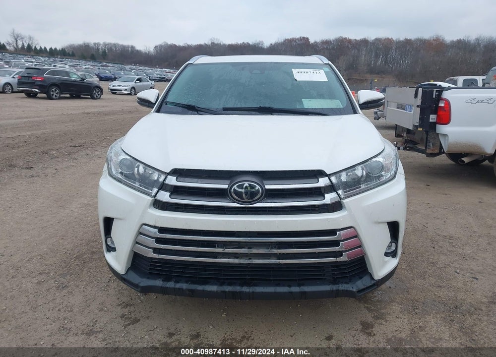 2019 TOYOTA HIGHLANDER LIMITED VIN: 5TDDZRFHXKS948589