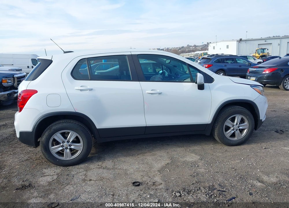 2017 CHEVROLET TRAX LS VIN: KL7CJNSB8HB260617
