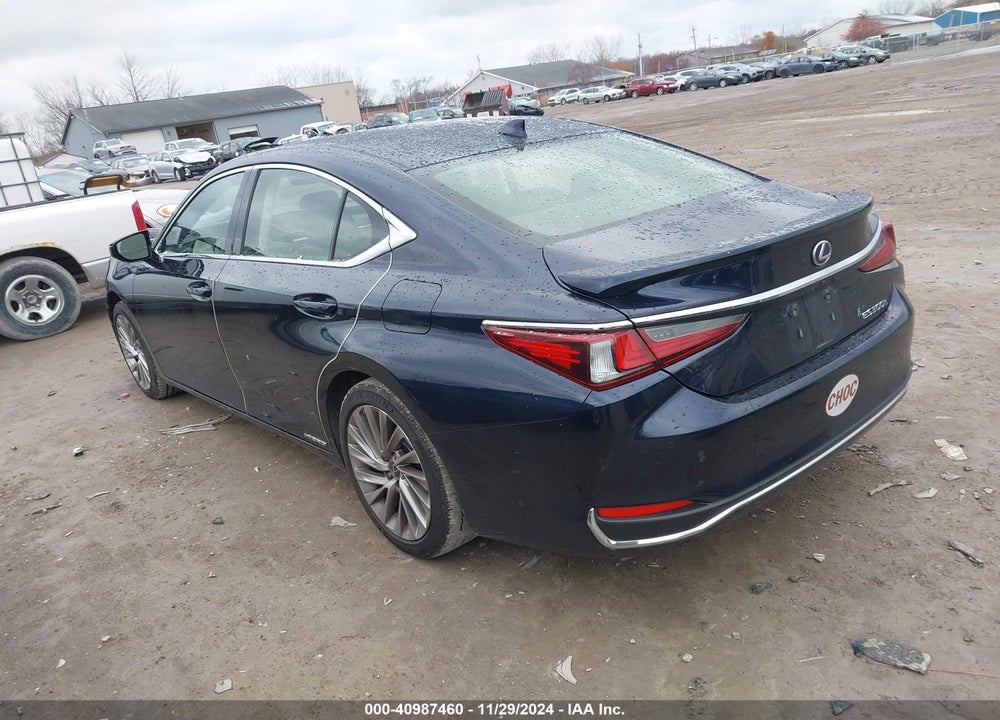 2019 LEXUS ES 300H LUXURY VIN: JTHB21B11K2003557