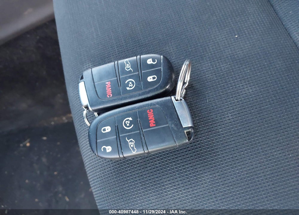 2014 JEEP GRAND CHEROKEE LAREDO VIN: 1C4RJFAG4EC230682