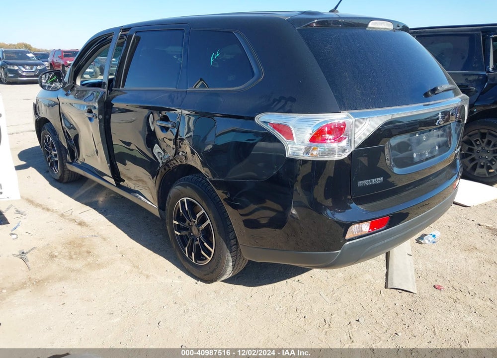 2014 MITSUBISHI OUTLANDER ES VIN: JA4AD2A35EZ017189