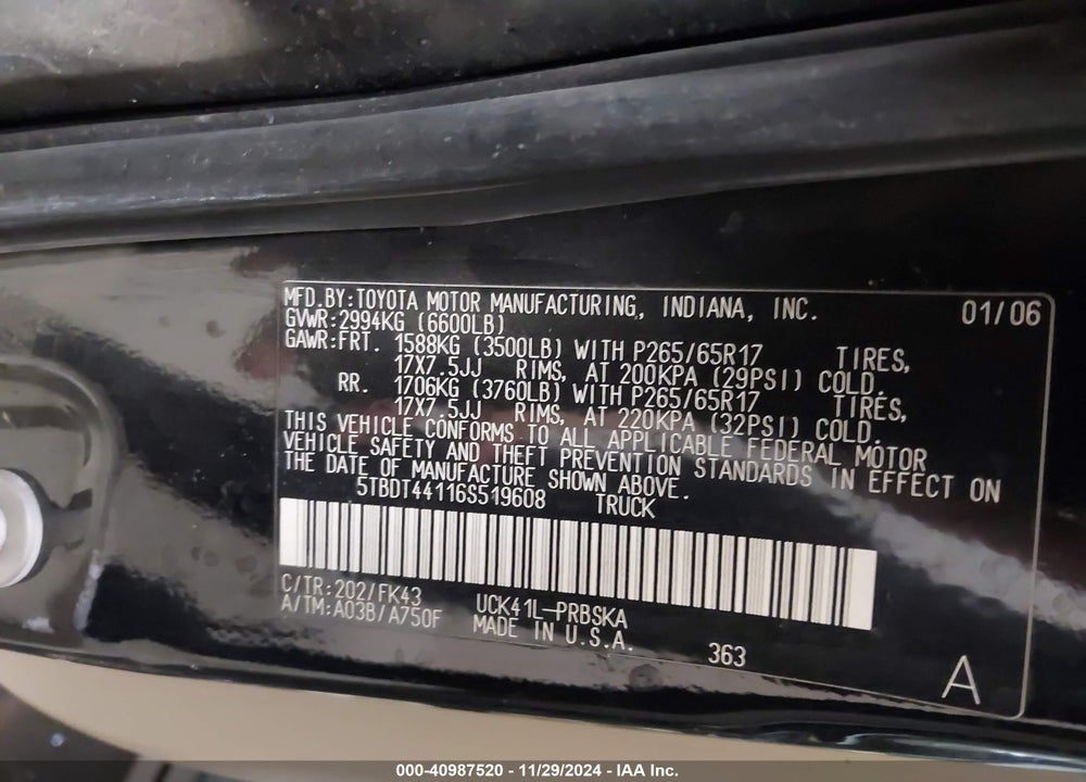 2006 TOYOTA TUNDRA SR5 V8 VIN: 5TBDT44116S519608