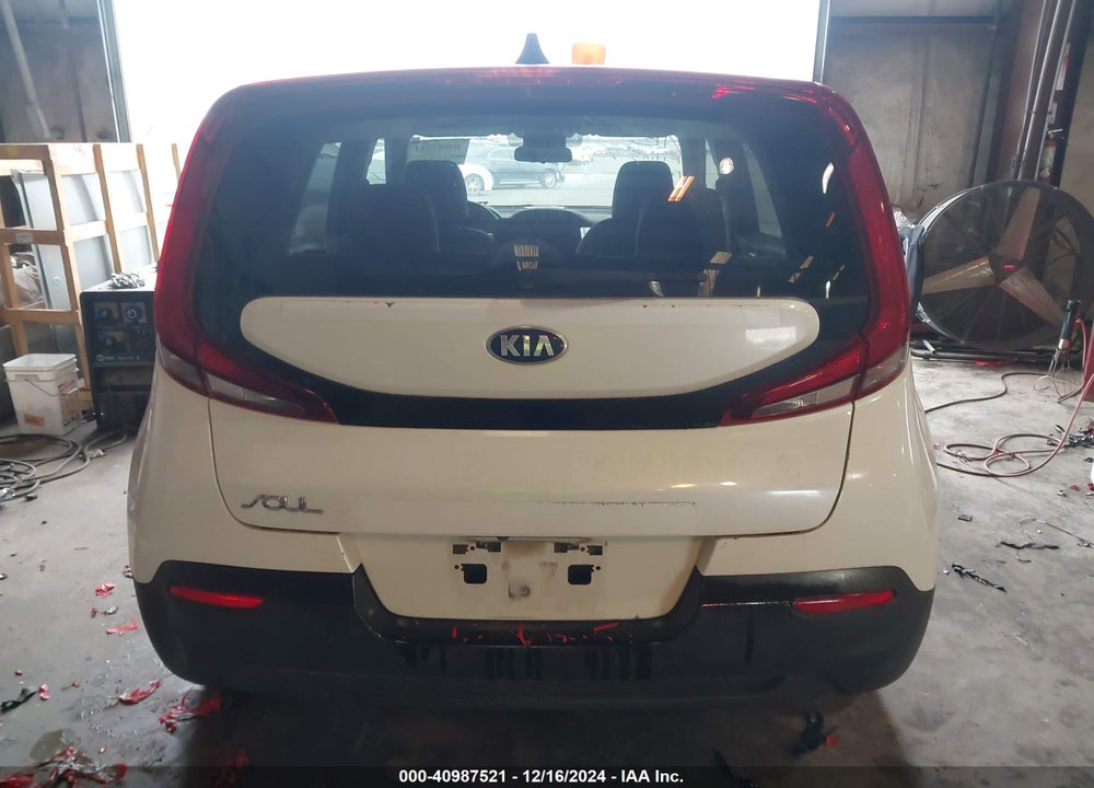2021 KIA SOUL LX VIN: KNDJ23AU0M7755325