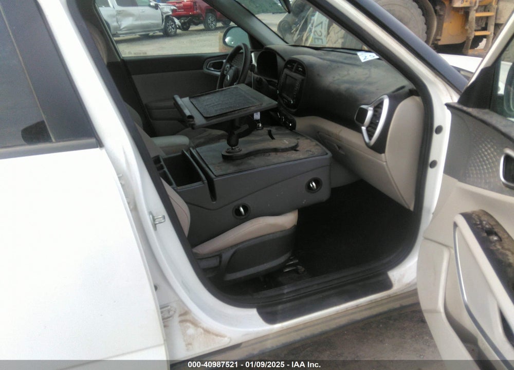 2021 KIA SOUL LX VIN: KNDJ23AU0M7755325