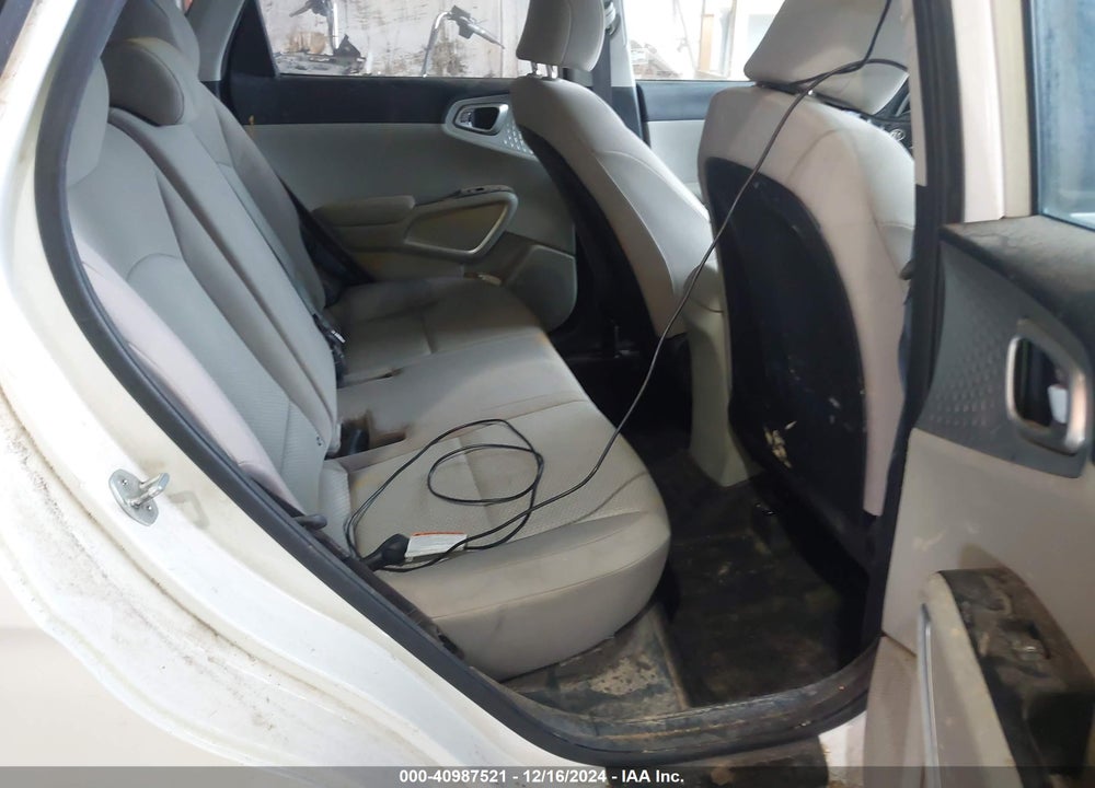 2021 KIA SOUL LX VIN: KNDJ23AU0M7755325