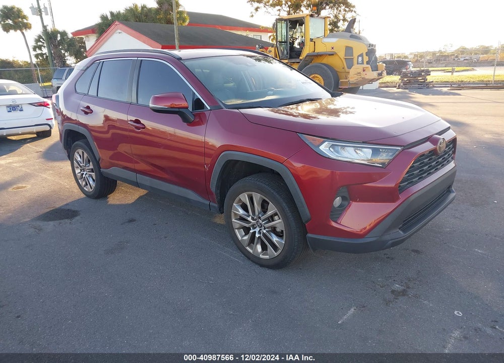 2021 TOYOTA RAV4 XLE PREMIUM VIN: 2T3C1RFV0MW157417