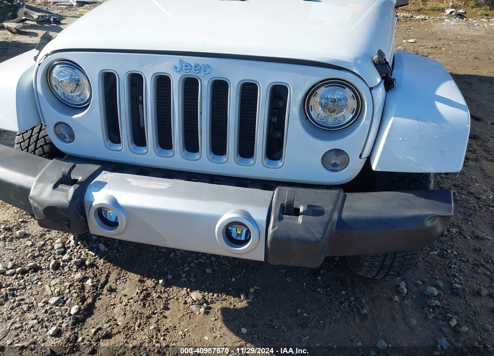 2017 JEEP WRANGLER UNLIMITED SAHARA 4X4 VIN: 1C4BJWEG9HL725461