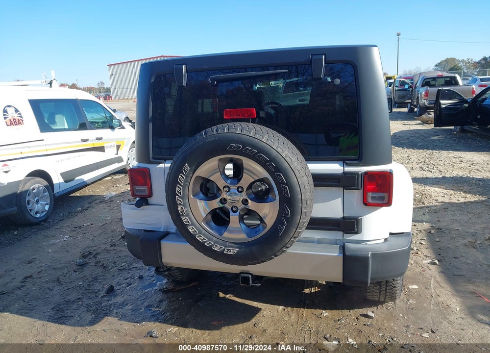 2017 JEEP WRANGLER UNLIMITED SAHARA 4X4 VIN: 1C4BJWEG9HL725461