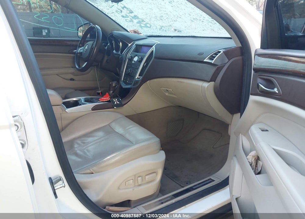 2011 CADILLAC SRX LUXURY COLLECTION VIN: 3GYFNAEY9BS620187