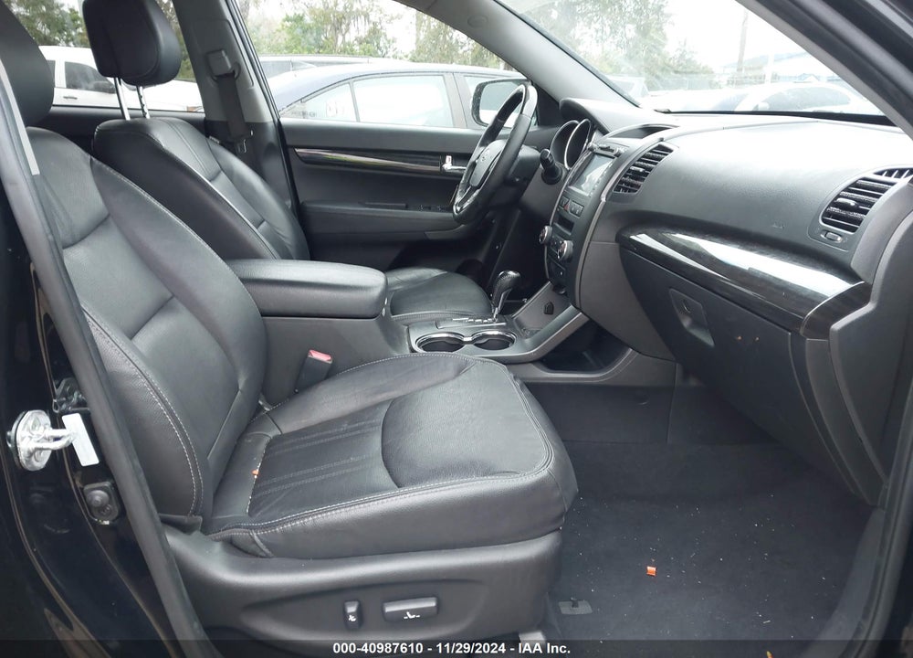 2013 KIA SORENTO SX VIN: 5XYKW4A2XDG420282