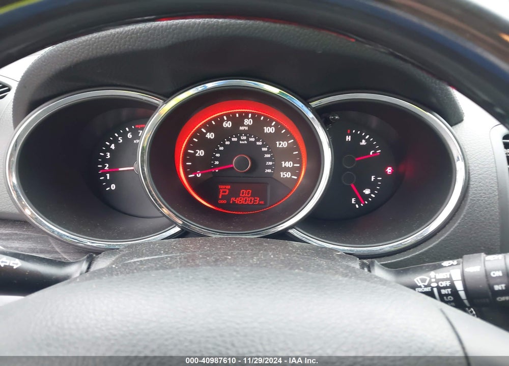2013 KIA SORENTO SX VIN: 5XYKW4A2XDG420282