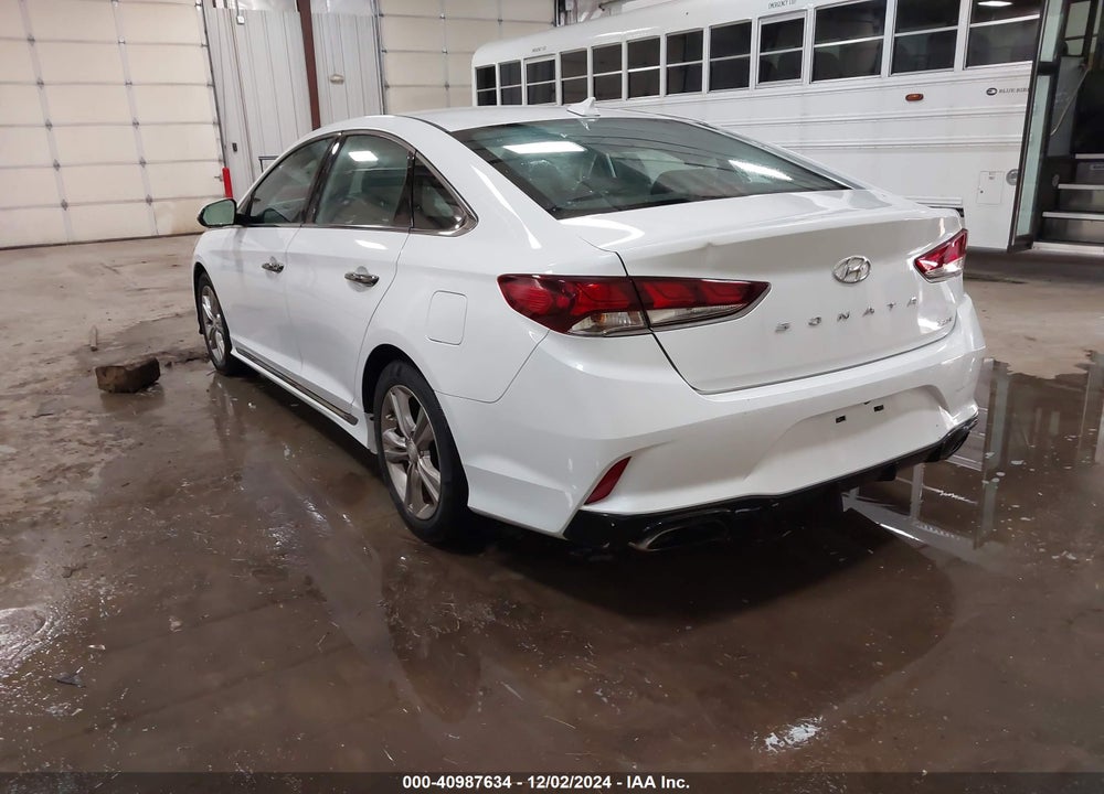 2018 HYUNDAI SONATA VIN: 5NPE34AF7JH650777