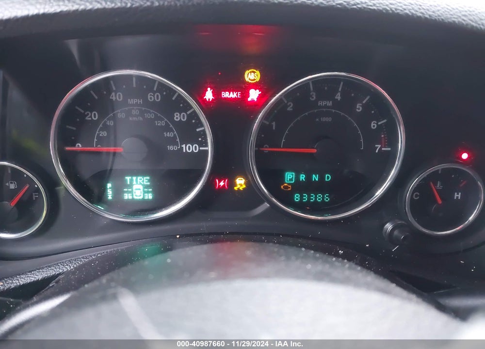 2014 JEEP WRANGLER UNLIMITED SPORT VIN: 1C4BJWDG0EL208191