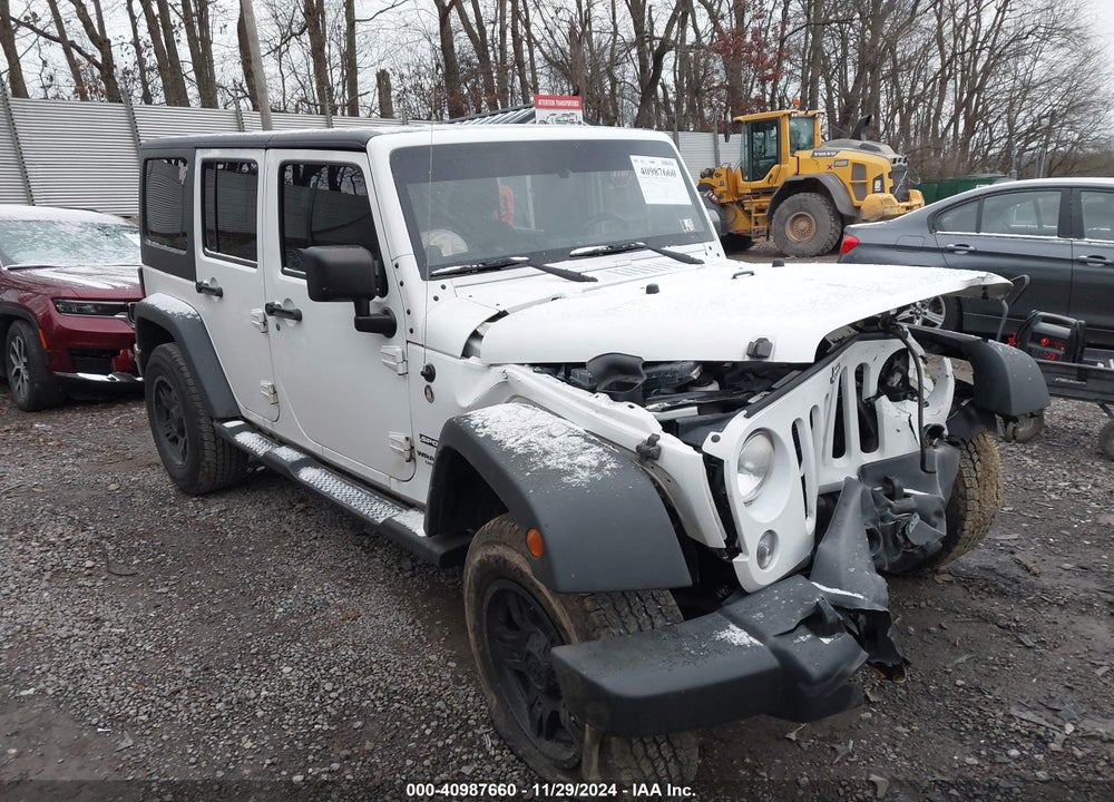 2014 JEEP WRANGLER UNLIMITED SPORT VIN: 1C4BJWDG0EL208191