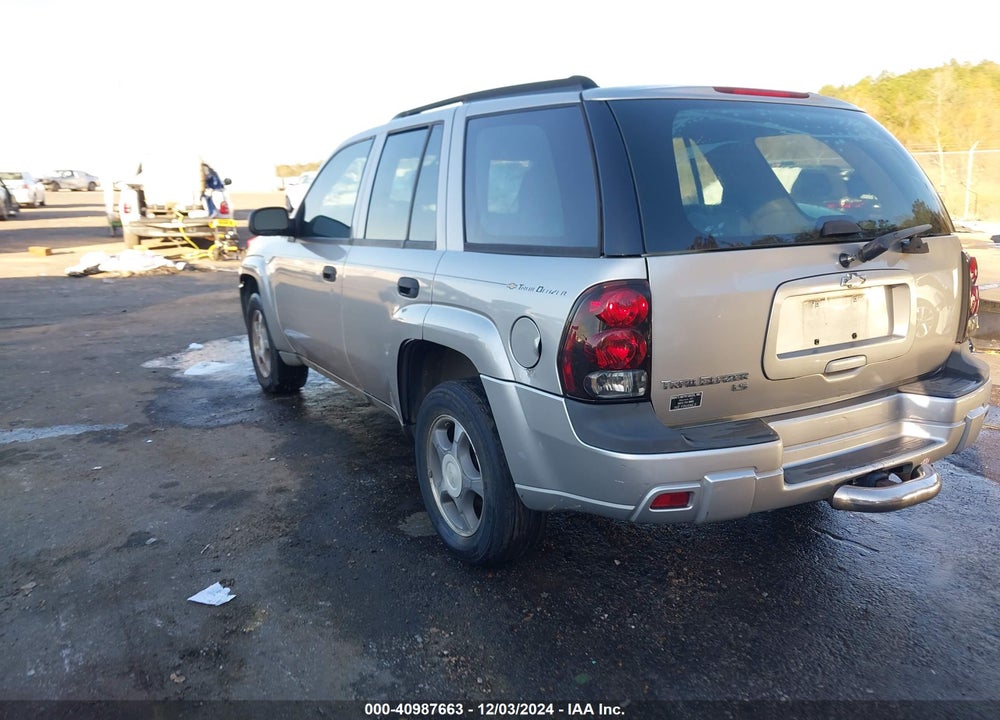 2007 CHEVROLET TRAILBLAZER LS VIN: 1GNDS13S172190749