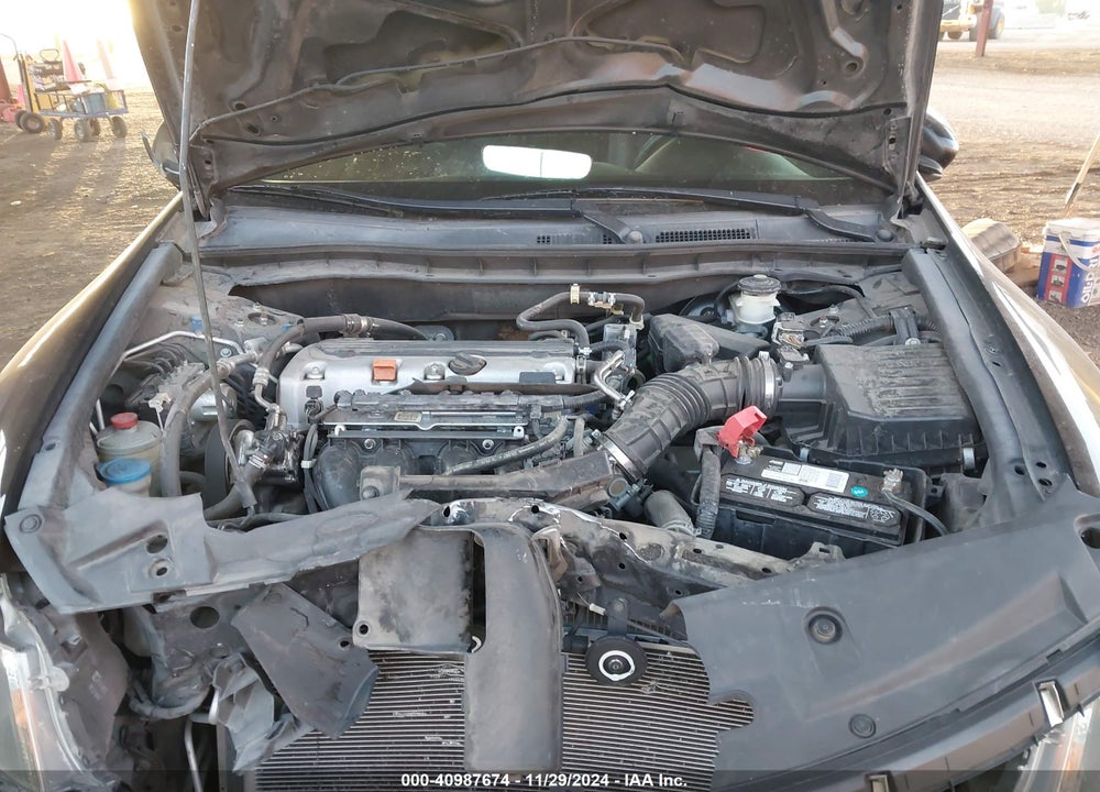 2011 HONDA ACCORD 2.4 SE VIN: 1HGCP2F64BA136498