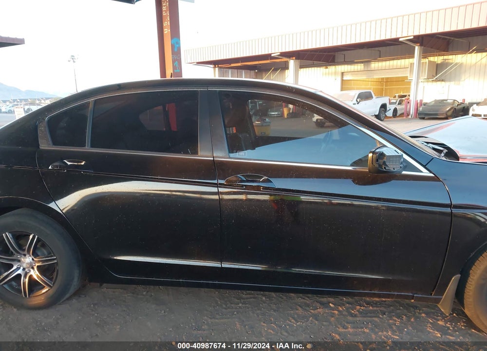 2011 HONDA ACCORD 2.4 SE VIN: 1HGCP2F64BA136498