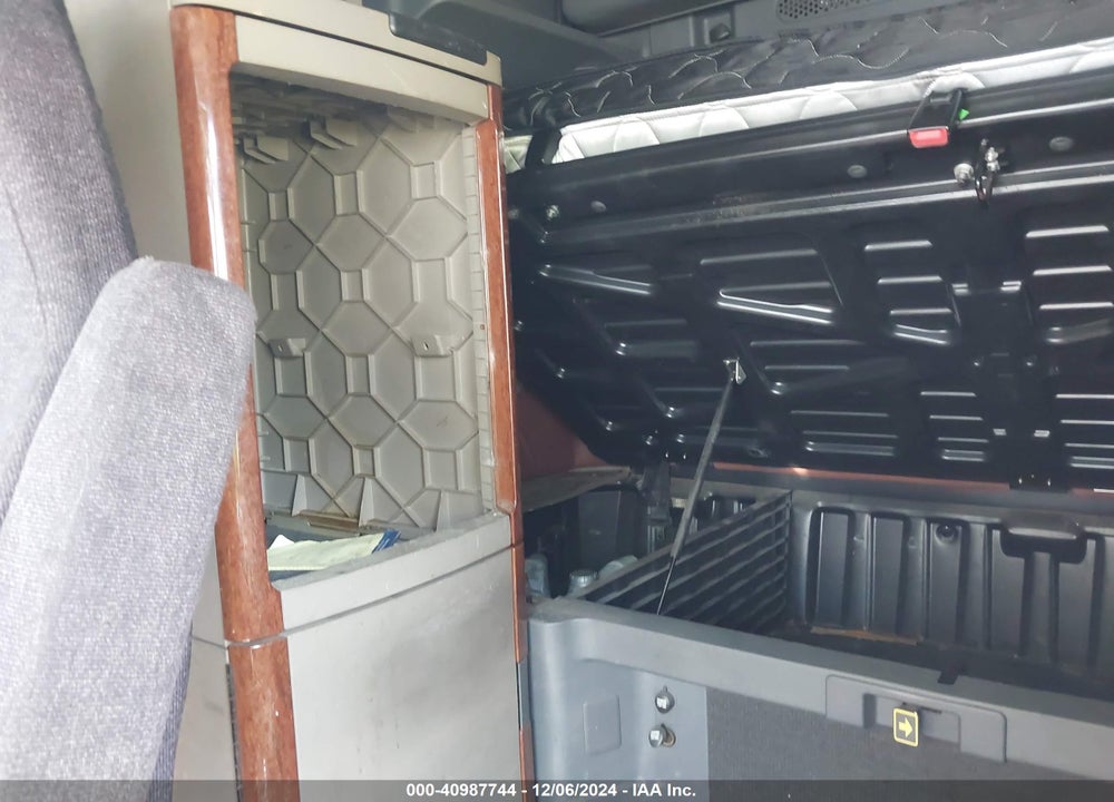 2016 FREIGHTLINER CASCADIA 125 VIN: 3AKJGLD56GSHF7092