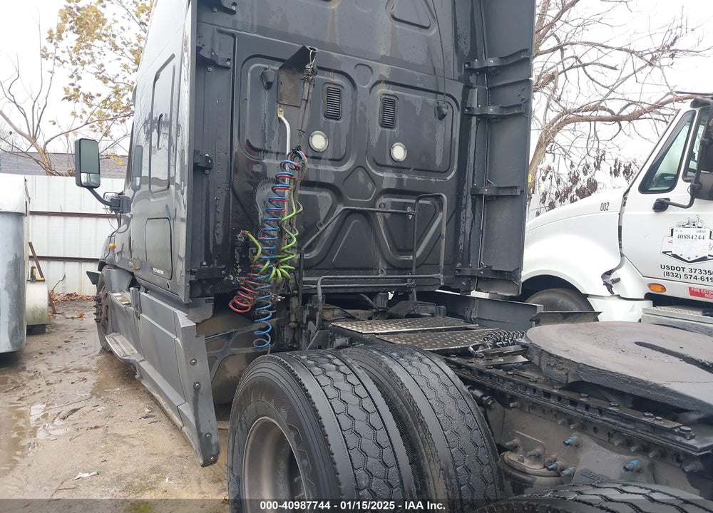 2016 FREIGHTLINER CASCADIA 125 VIN: 3AKJGLD56GSHF7092