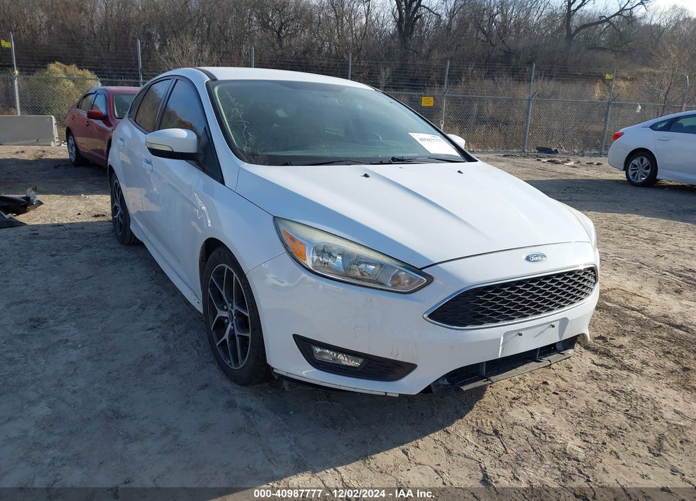 2016 FORD FOCUS SE VIN: 1FADP3K29GC212231