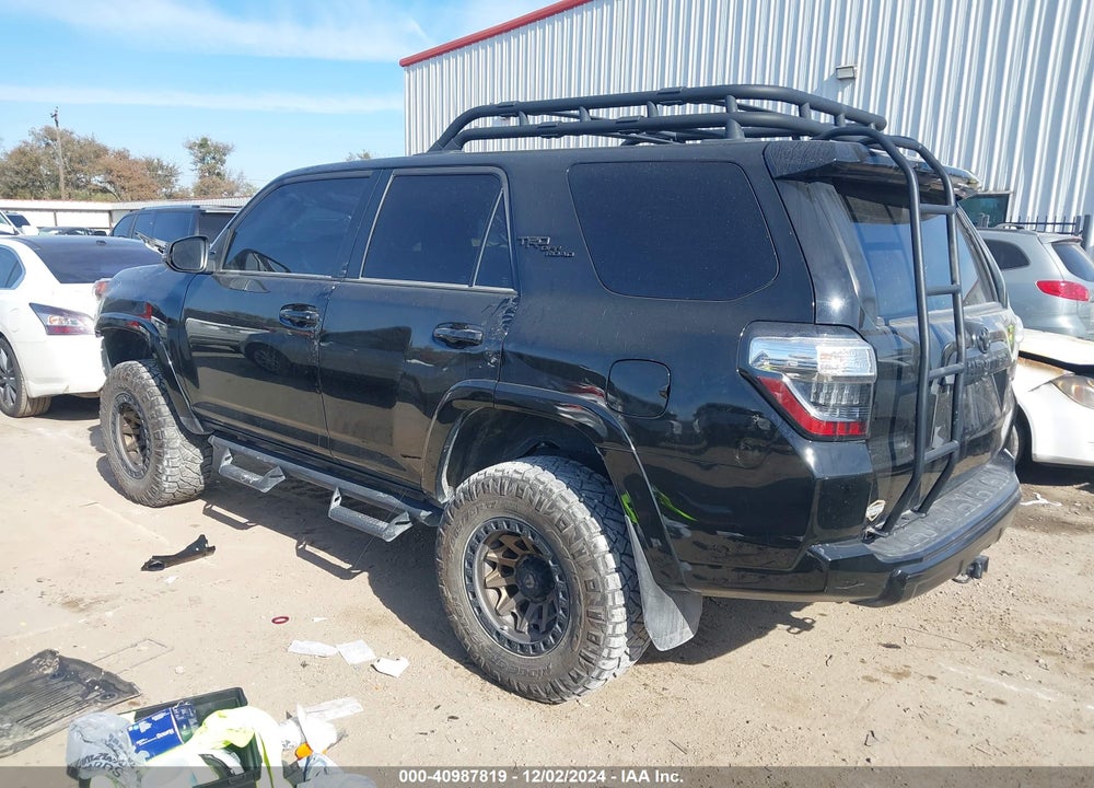 2019 TOYOTA 4RUNNER TRD OFF ROAD PREMIUM VIN: JTEBU5JR5K5712058