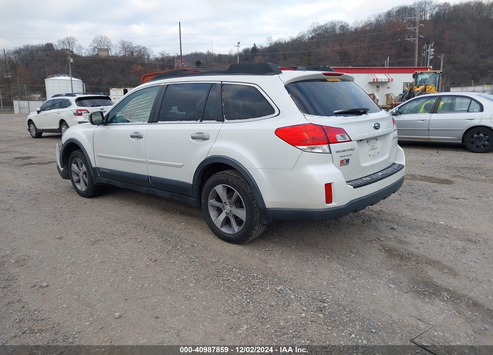 2014 SUBARU OUTBACK 2.5I LIMITED VIN: 4S4BRCPC8E3267226