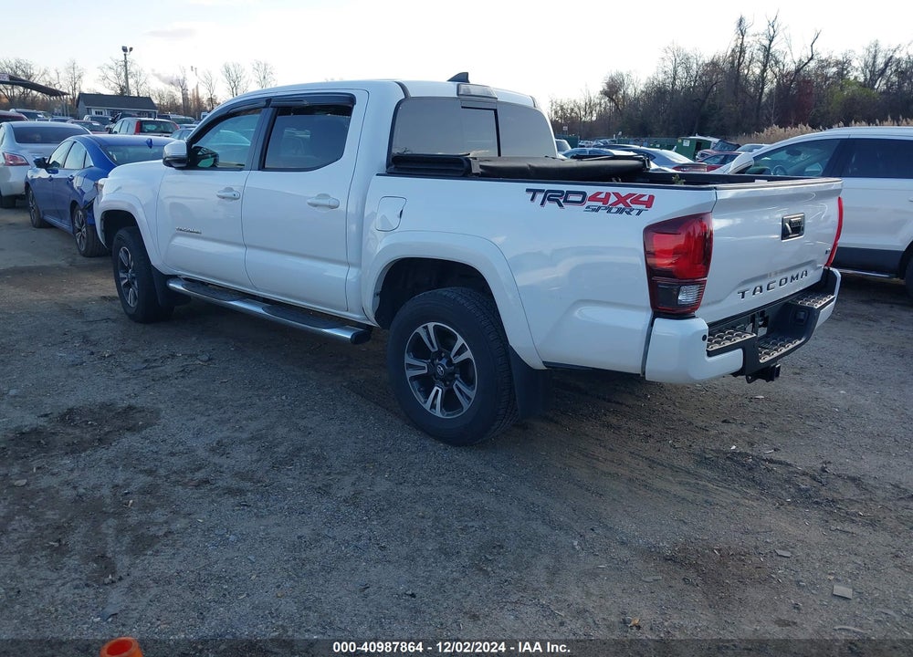 2019 TOYOTA TACOMA 4WD TRD SPORT VIN: 5TFCZ5AN6KX208484