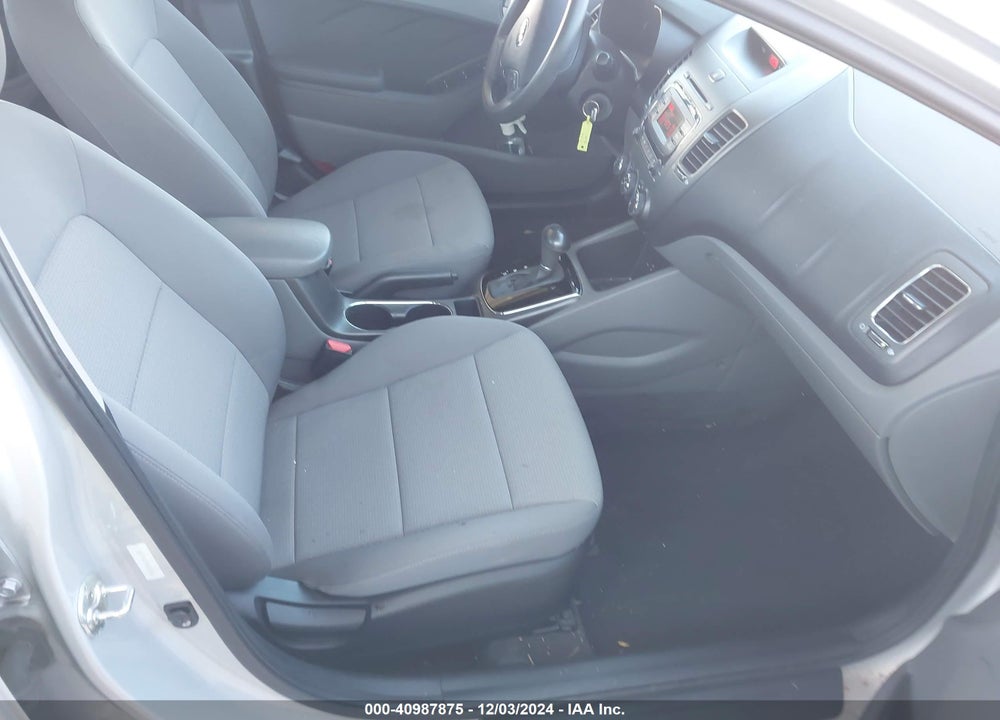 2017 KIA FORTE LX VIN: 3KPFK4A70HE105065