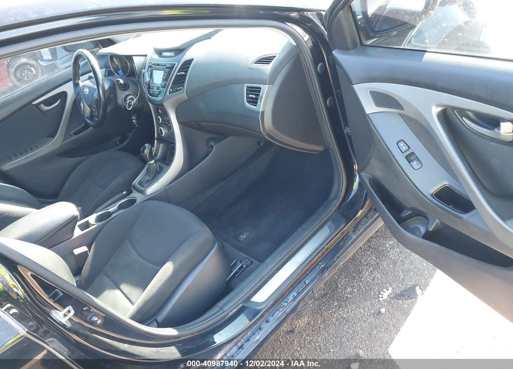 2015 HYUNDAI ELANTRA SE VIN: KMHDH4AE4FU259325