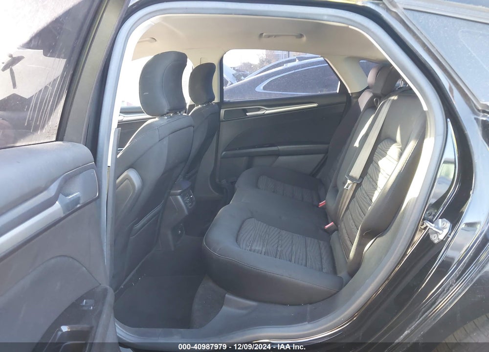 2016 FORD FUSION SE VIN: 3FA6P0H72GR281600