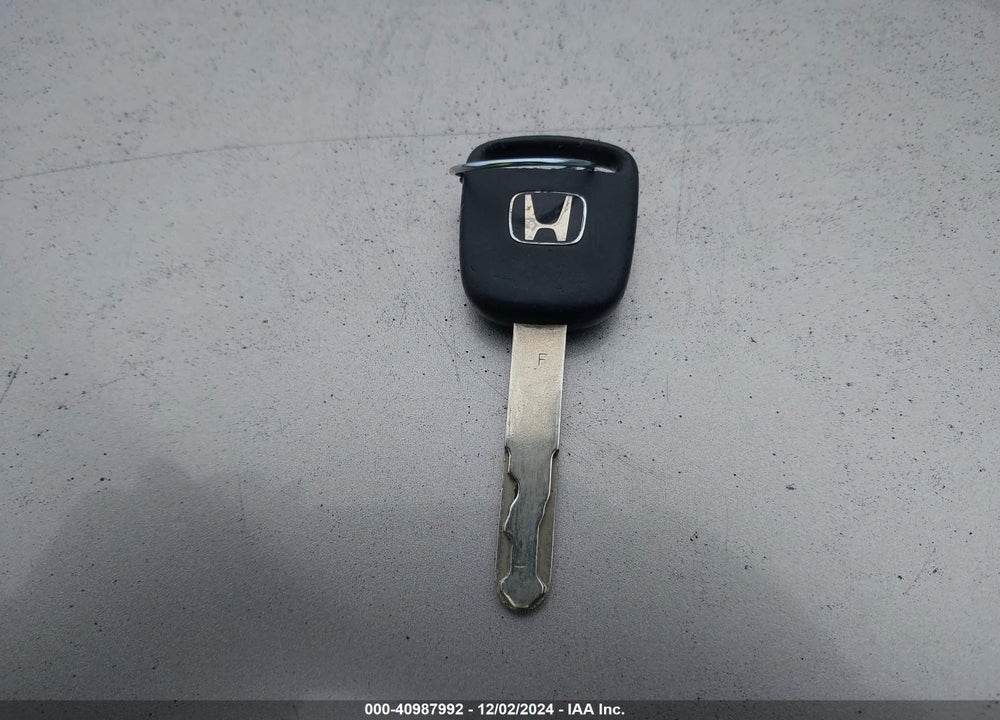 2004 HONDA ELEMENT VIN: 5J6YH18584L002403