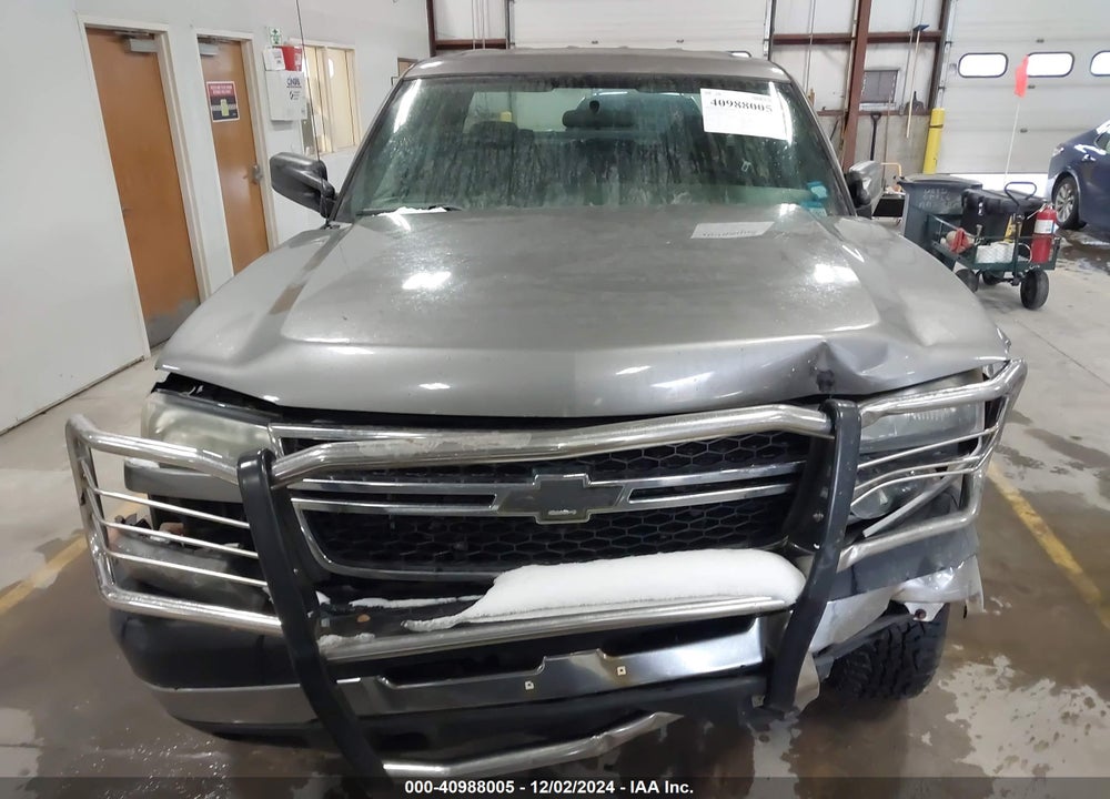 2006 CHEVROLET SILVERADO 2500HD WORK TRUCK VIN: 1GCHK23D16F239487