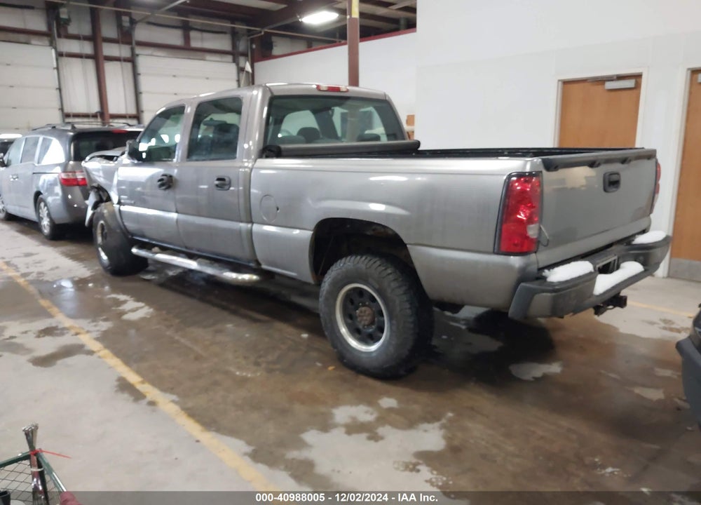 2006 CHEVROLET SILVERADO 2500HD WORK TRUCK VIN: 1GCHK23D16F239487