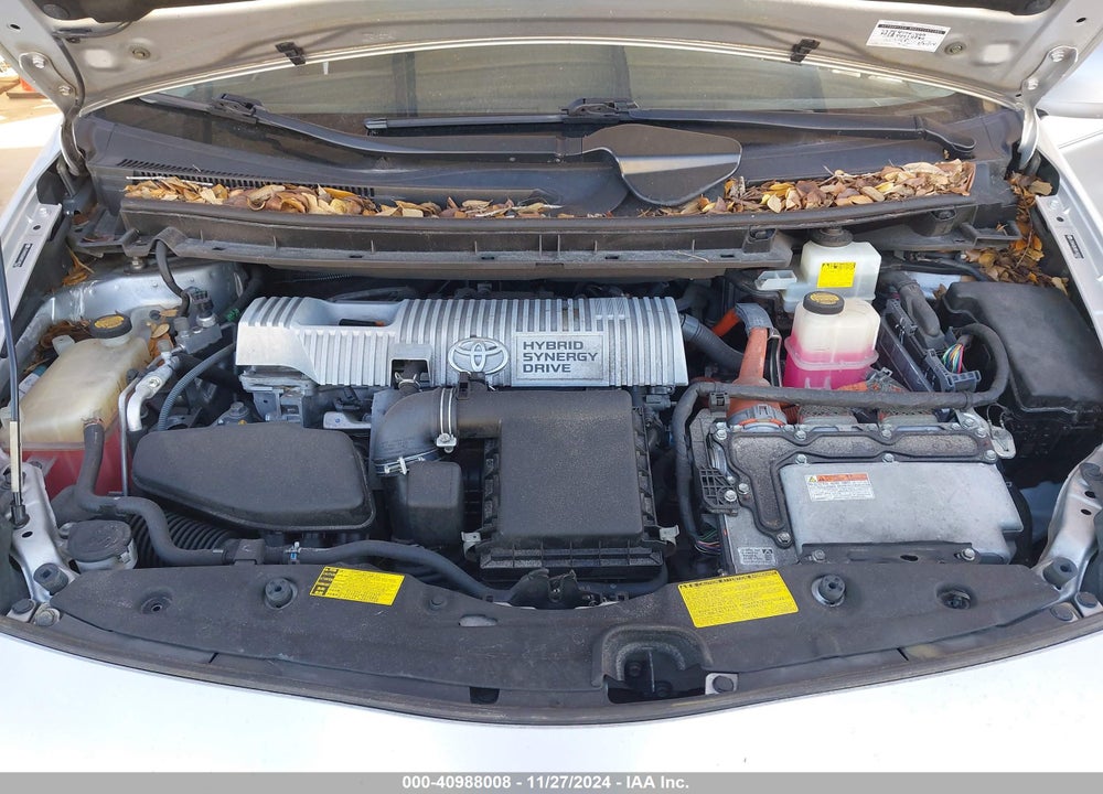2011 TOYOTA PRIUS TWO VIN: JTDKN3DU8B5340222