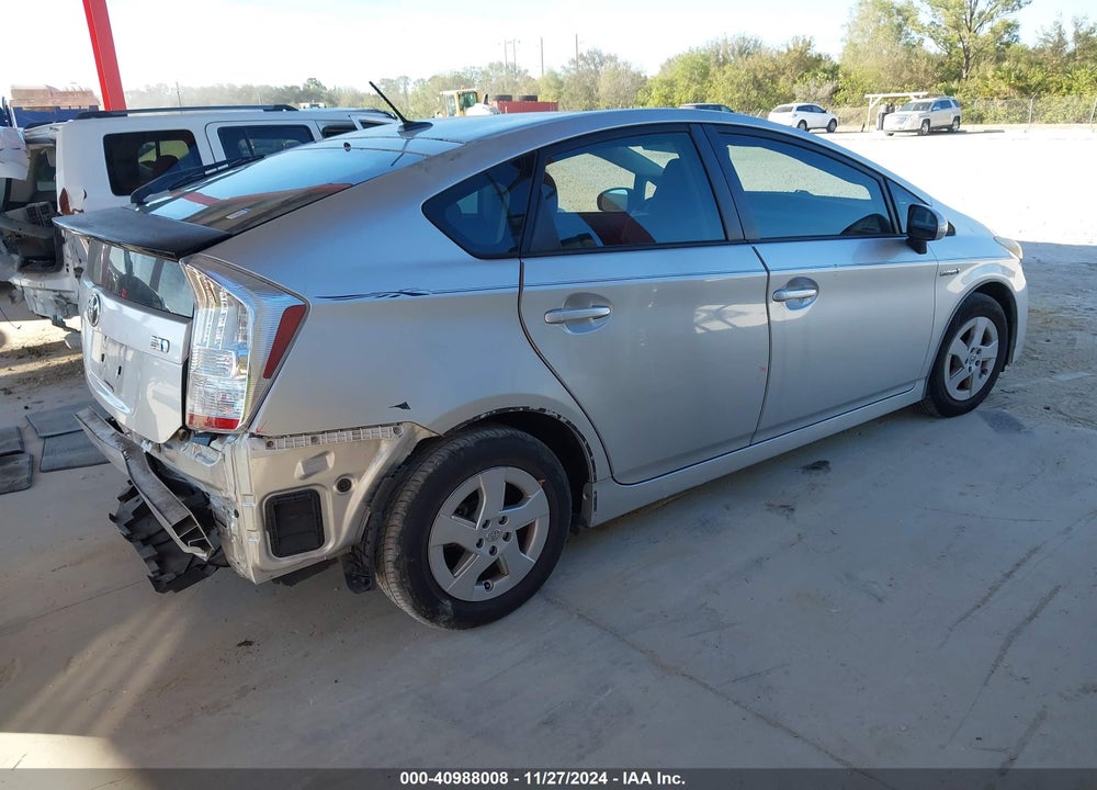 2011 TOYOTA PRIUS TWO VIN: JTDKN3DU8B5340222