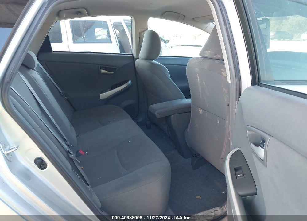 2011 TOYOTA PRIUS TWO VIN: JTDKN3DU8B5340222