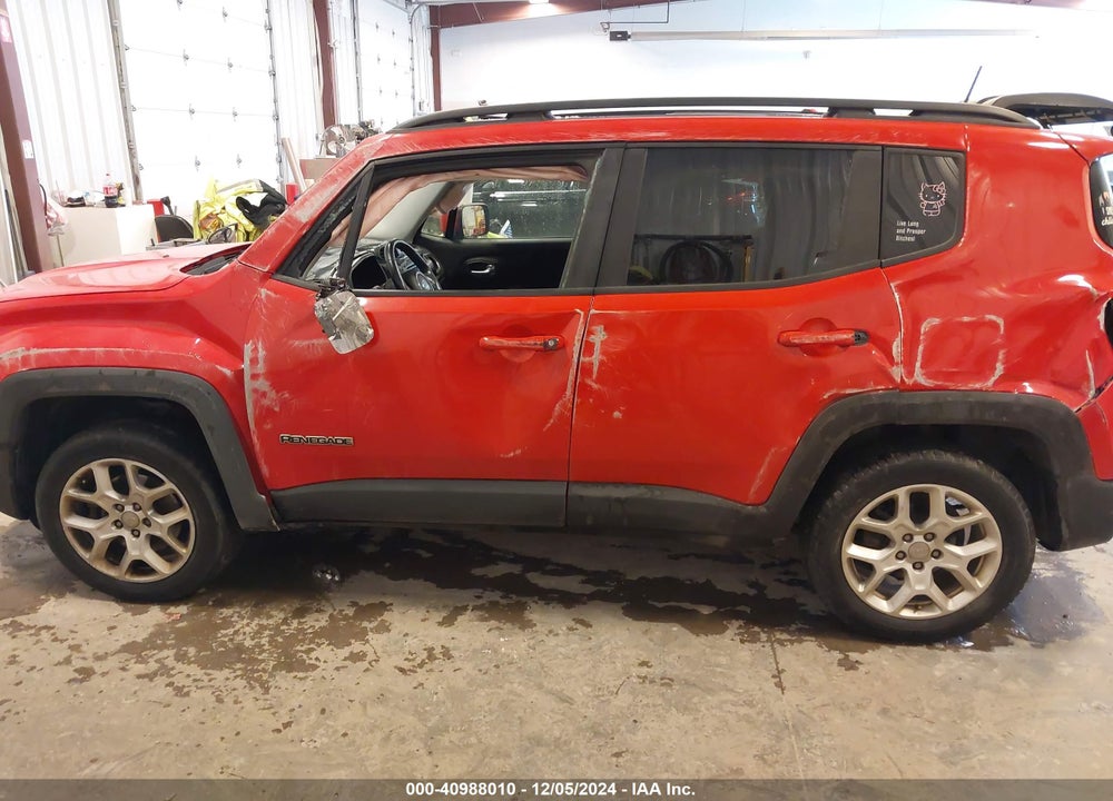 2016 JEEP RENEGADE LATITUDE VIN: ZACCJBBT2GPD20714