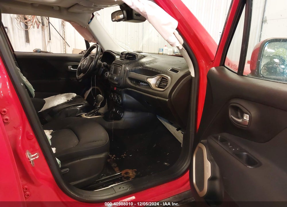 2016 JEEP RENEGADE LATITUDE VIN: ZACCJBBT2GPD20714